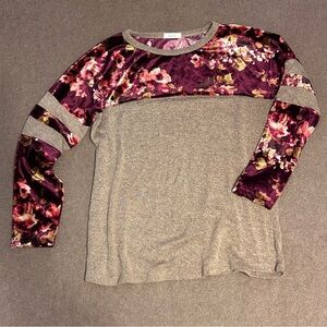 Burgundy Velvet Floral and Gold/Tan Stretch Ladies Top Size M/L Long Sleeved